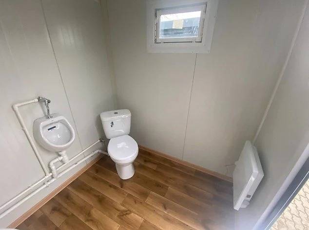 Contenedor sanitario nuevo con doble cabina WC