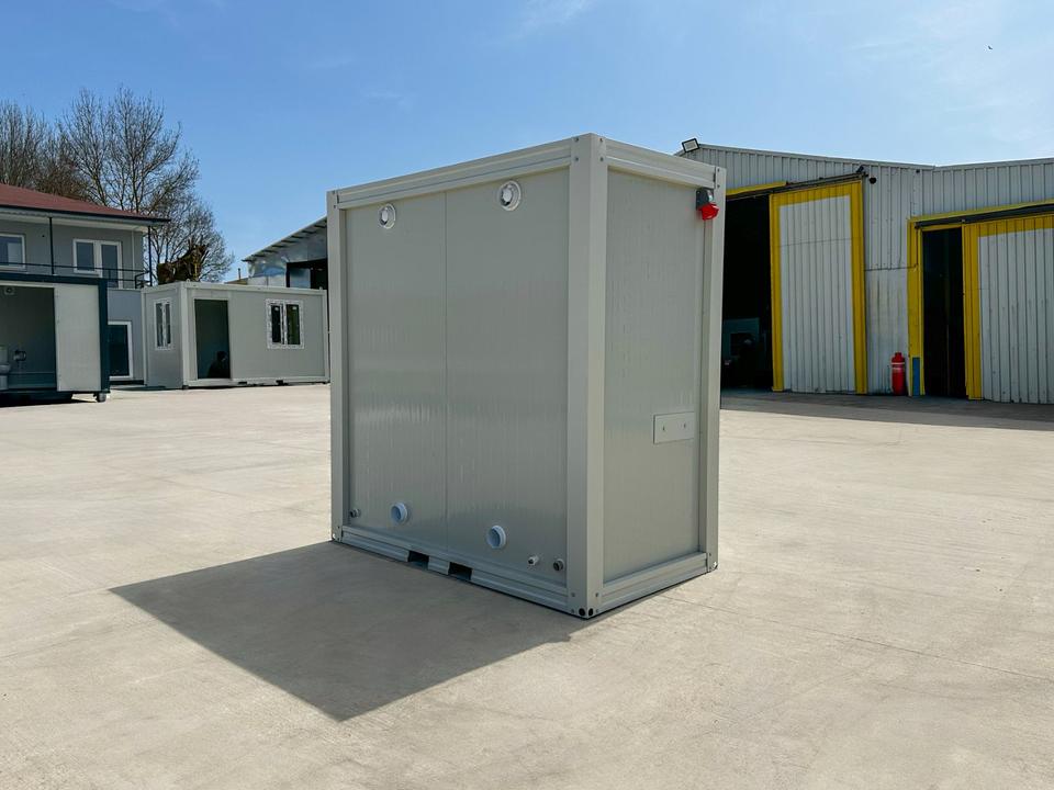 Contenedor sanitario nuevo de 2,20 × 1,20 m con doble WC