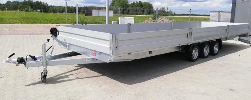 Remolque Plataforma BOSS 6.0 Nuevo de 3 Ejes con Rampas – 610 × 200 cm – MMA 3.500 kg