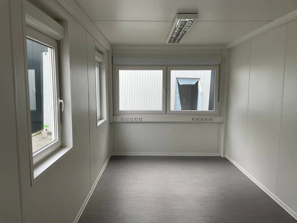 Contenedor oficina nuevo de 6 × 2,4 m