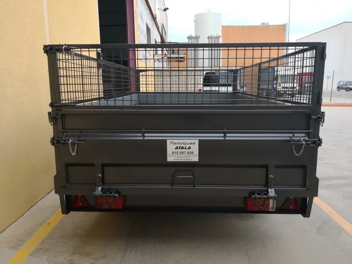 Remolque Basculante Hidráulico Nuevo de Doble Eje – 300 × 180 × 50 cm – Ruedas Inferiores