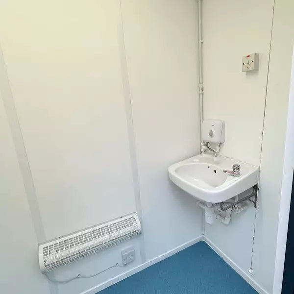 Bloque sanitario nuevo 3 + 1 de 4,8 × 2,7 m