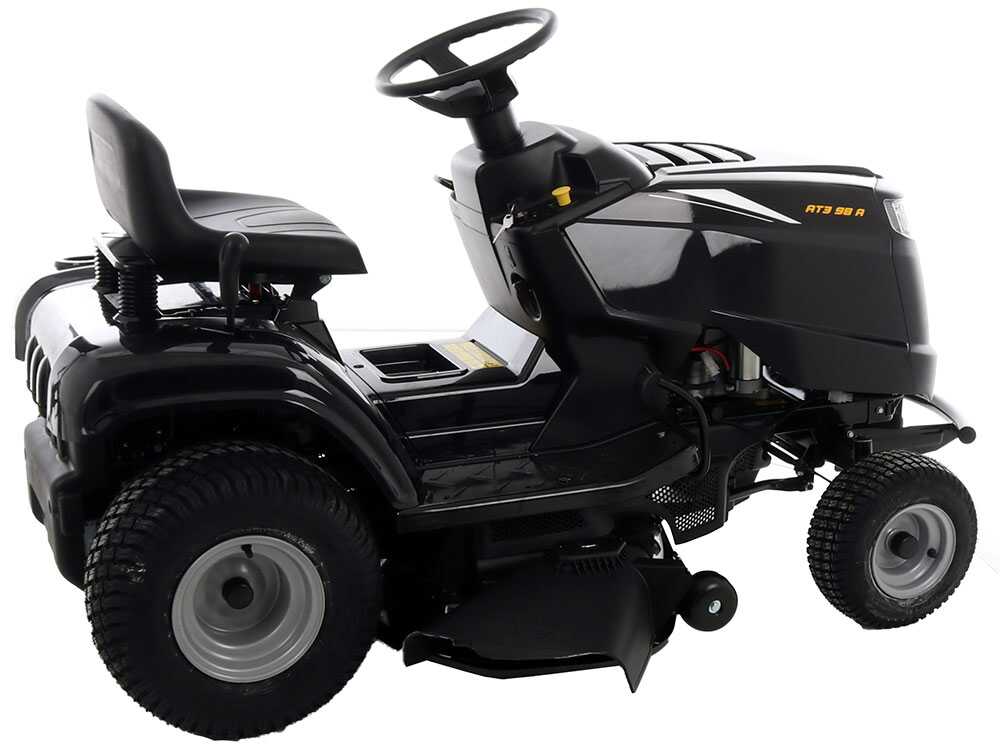 El Alpina AT3 98 A es un tractor cortacésped de gasolina equipado con un motor ST 350 Powered by STIGA de 352 cm³